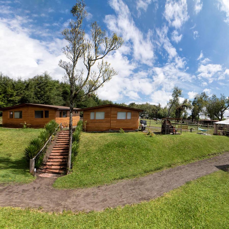 Hosteria Papagayo Cotopaxi Machachi Exterior foto